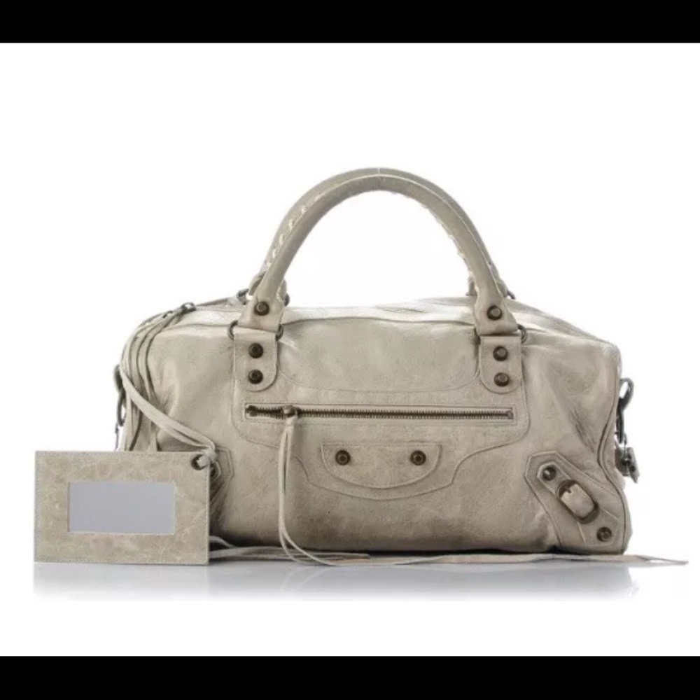 *Authentic* Balenciaga classic twiggy argent